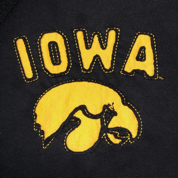 Vintage Iowa Hawkeyes sweatshirt, size M - Picture 2 of 3